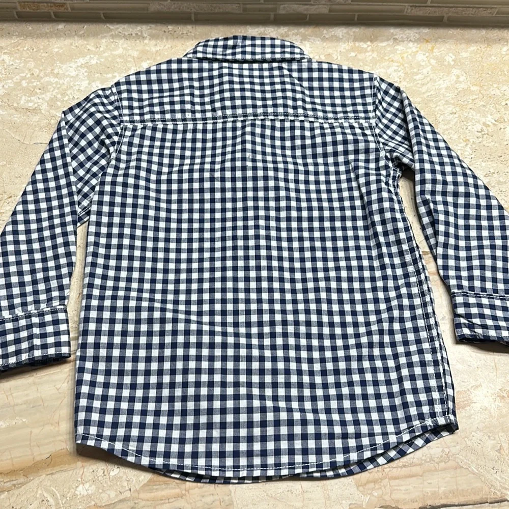 Carter’s Button Down Shirts 3T - Picture 3 of 9
